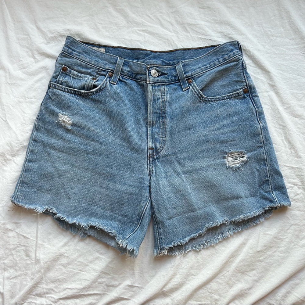 Levi’s 501 Denim Women’s Shorts size 28